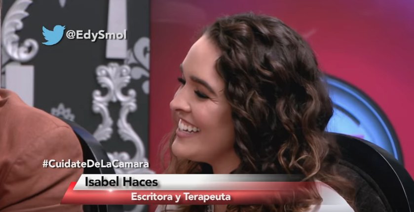 EstiloDF's tweet photo. Nuestras primeras invitadas de la noche en #CuidateDeLaCamara con @EdySmol son @JessicaDecote e #IsabelHaces https://t.co/OL6GmkBSyp