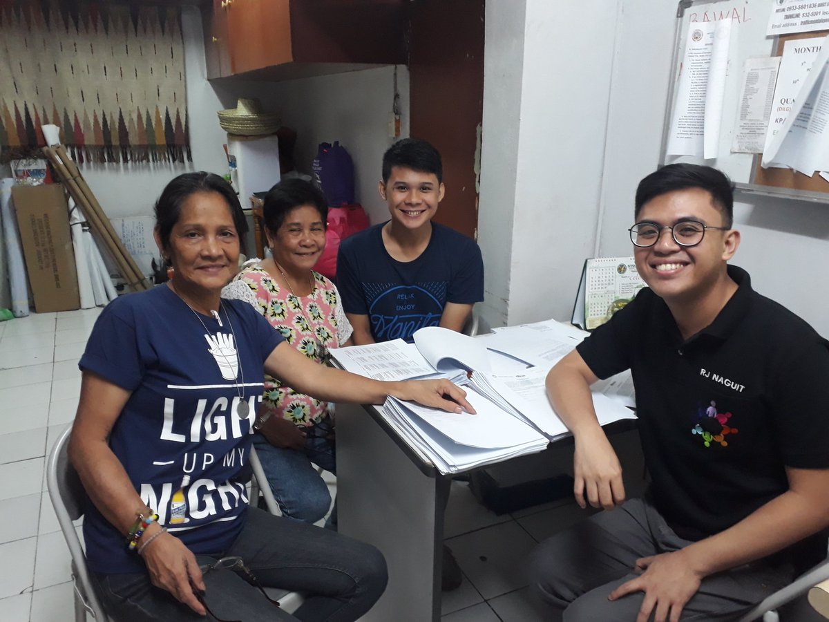 raymond_naguit's tweet photo. Data collection with SK and community volunteers for our mental health initiative in Brgy New Zaniga Mandaluyong. #FBLP2 #MoveforMH #YouthEmergingFortheFuture https://t.co/6JPNwumQEf