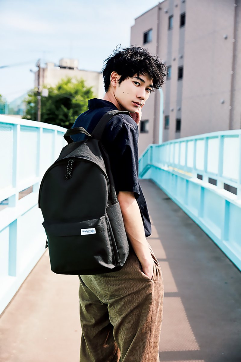 Twitter पर リーボック クラシック Reebok Classic Backpack Book T Co Se1nuoljev 清原翔 田中芽衣 濱正悟 Karen