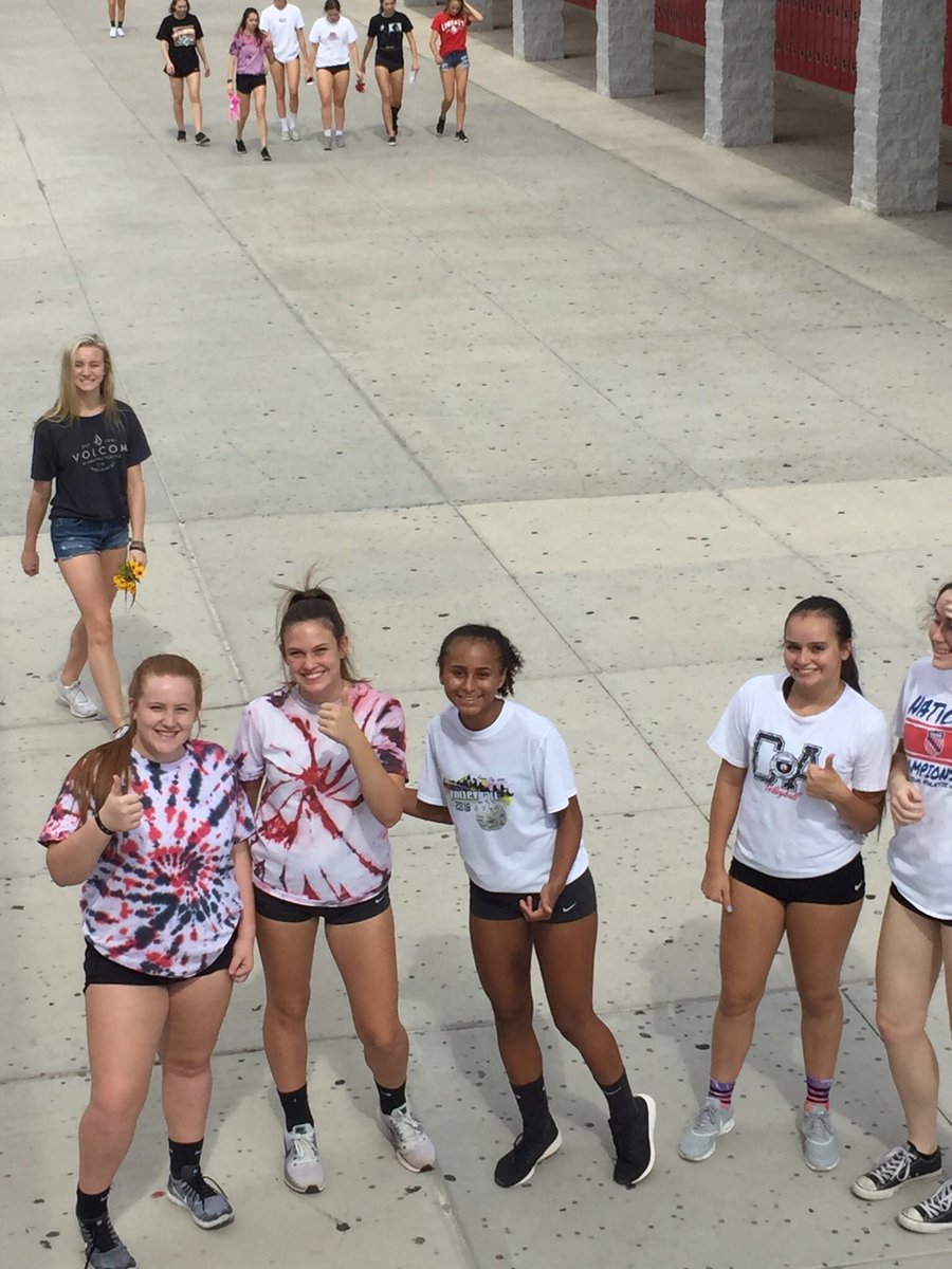 LHS Girls Volleyball tweet media