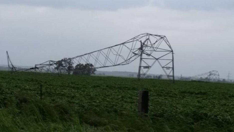 Valen_of_Minbar's tweet photo. Businesses are supportive of taking up #renewables to reduce costs and improve reliability. Skewing the argument on #sablackouts is what is walking you to a disaster. Keep going #qt #uncertainlemmings #auspol https://t.co/YW5zPOEeqL