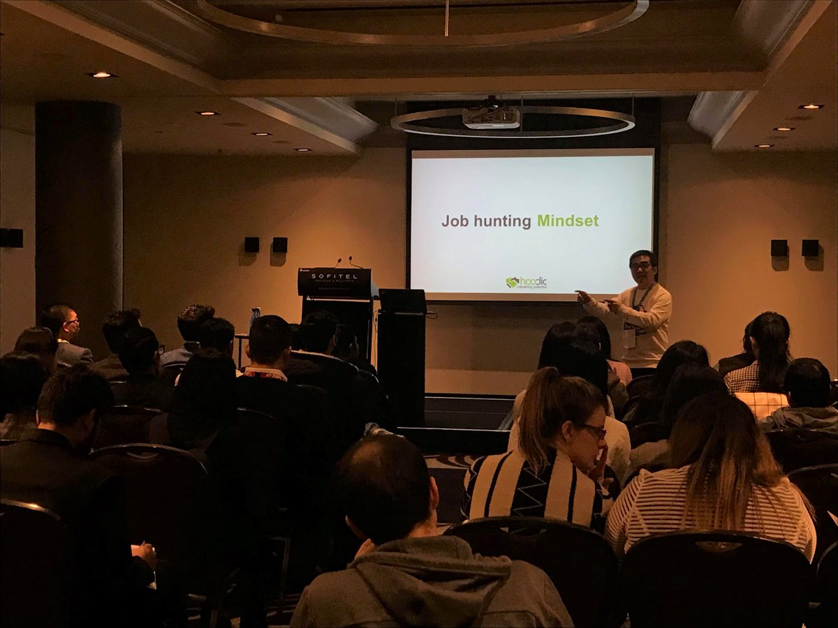 VISC2018's tweet image. Some tips and advice for international students on how to get a job before you graduate was well delivered by Silva Wei. 
Thank you for your time and useful information!

#VISC2018 #conferences #Internationalstudents #jobhunting #Session