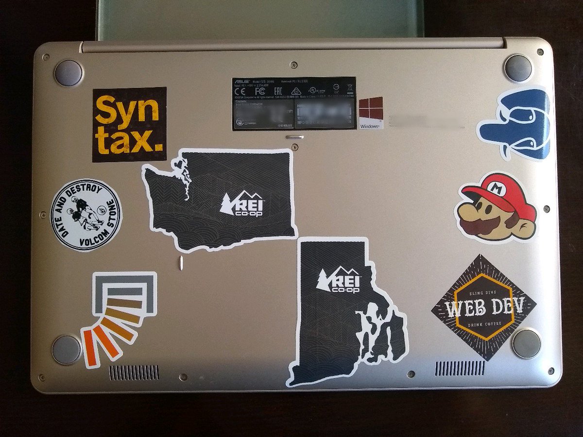 calmsz78's tweet image. #laravelstickercontest2018