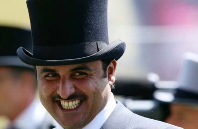 #ذكري_الشهيد_البطل_صدام_حسين مالفرق بين الصورتين  اشوف واحد مهرج والثاني شجاع