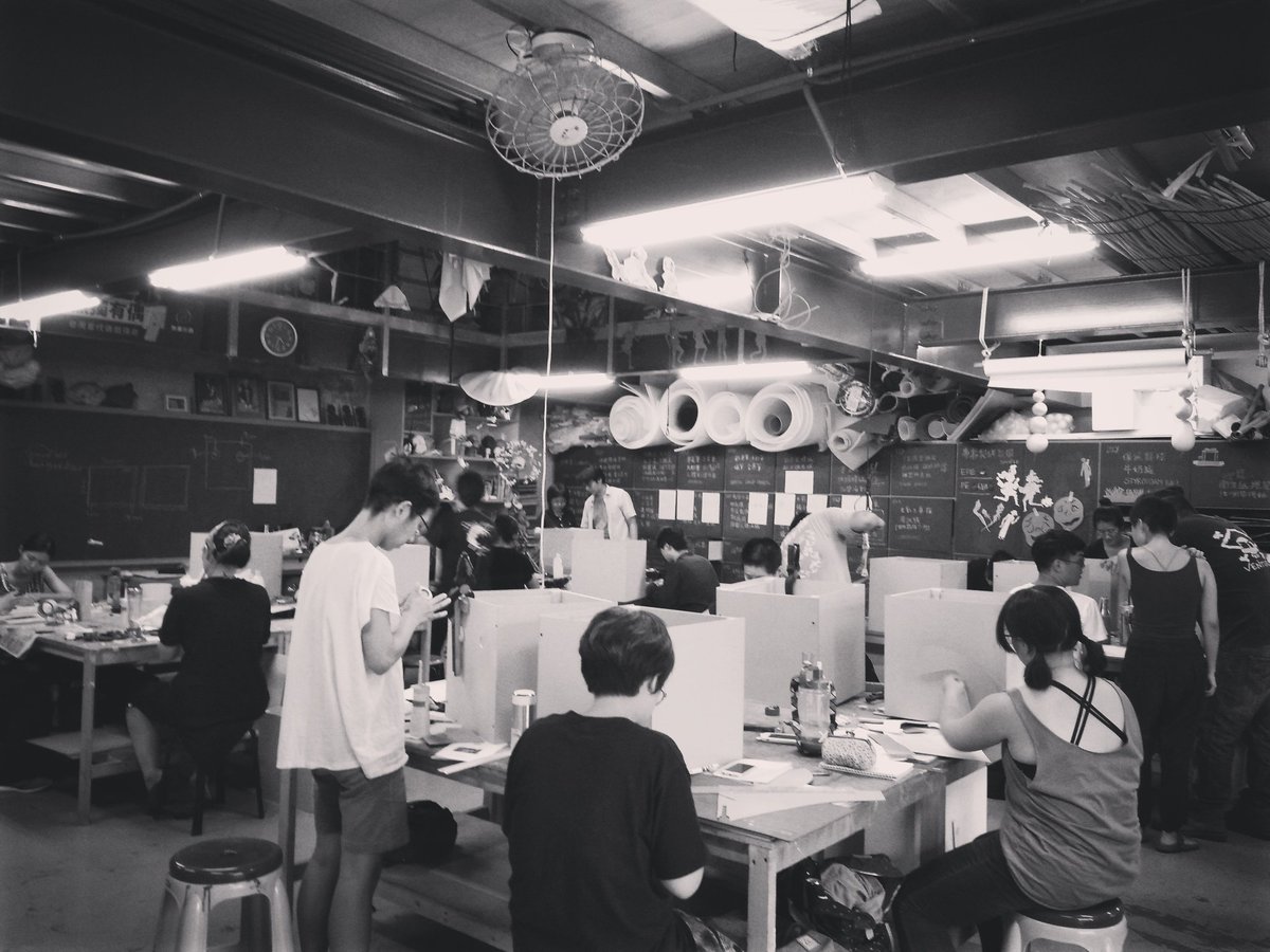Cuerda_FlojaD's tweet photo. Taller internacional de Cajas Mágicas #theater #magicbox #puppetry #duranguensesentaiwan
#mexico #arte https://t.co/RBRd9w76gC