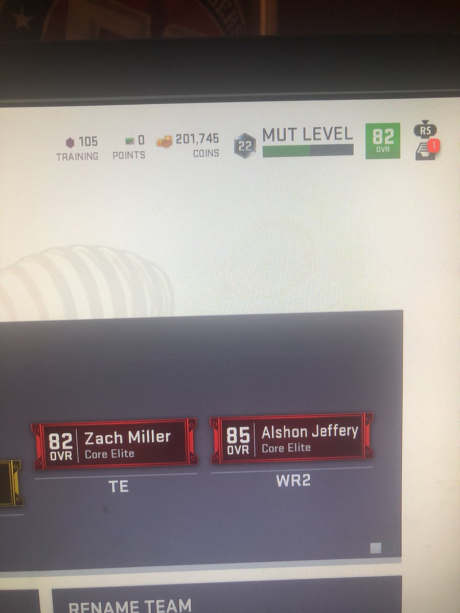 PhilIyMut1's tweet photo. selling 200k coins on xbox, want them gone asap please dm if you’re interested... #mutcoins https://t.co/fT8QpJUkXt