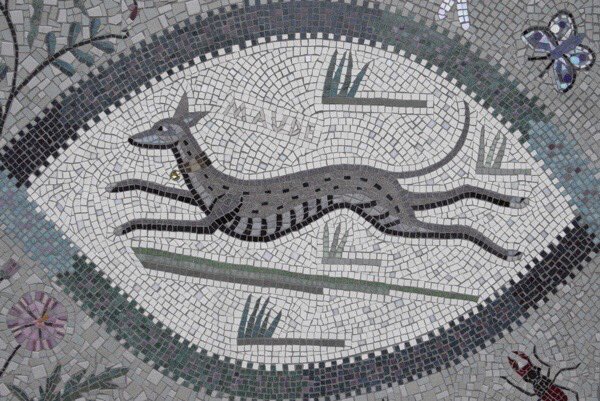 ArtGuideAlex's tweet photo. The Hounds of Hackney Downs @thegentleauthor today! #HackneyMosaicProject https://t.co/0jc3zy1apx