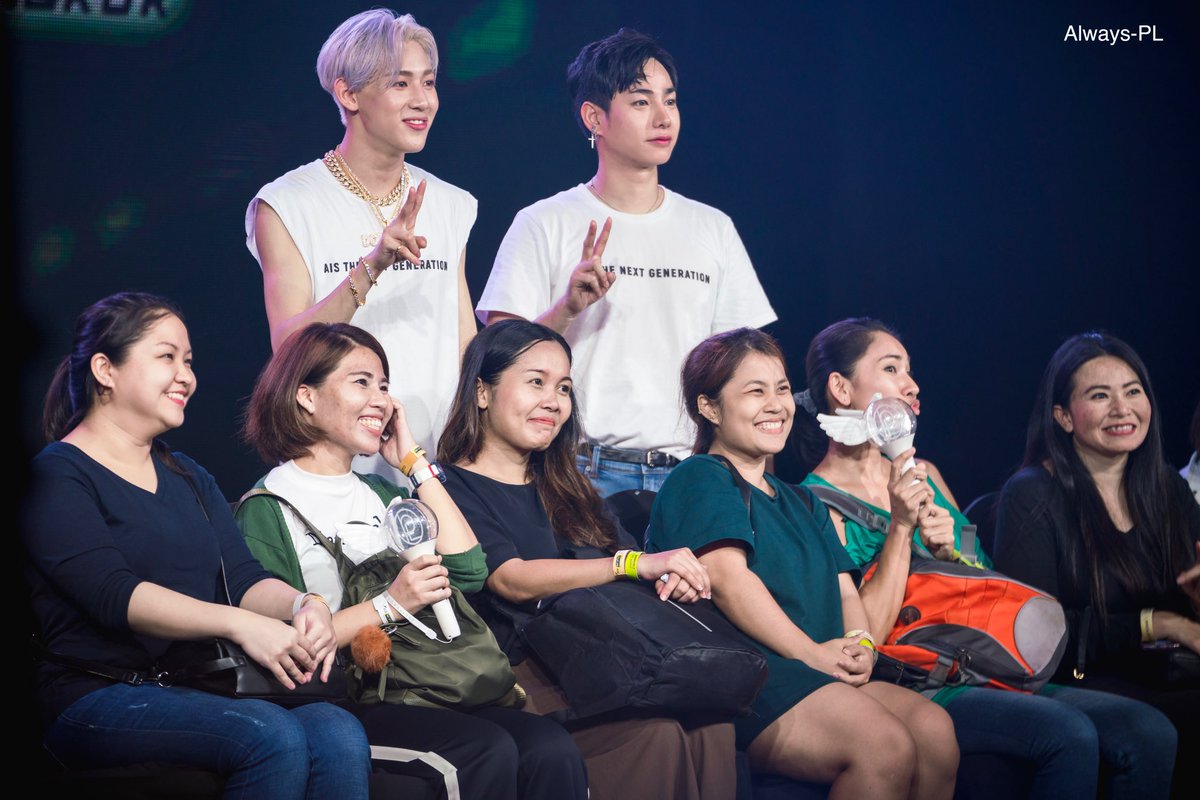 iamusanee's tweet photo. สุขใดไหนเล่าาาาา..... จะเท่ามะวานนน 🙊
#เป๊กผลิตโชค #แบมแบม
#Peckpalitchoke #BamBam #AISNEXTGXPECKBAMBAM #AlwaysPL #palitgallery https://t.co/i7uoFrZEcm