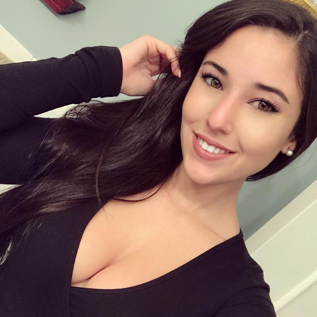 angeljane0000's tweet photo. #NewProfilePic https://t.co/c8BxULNHo6