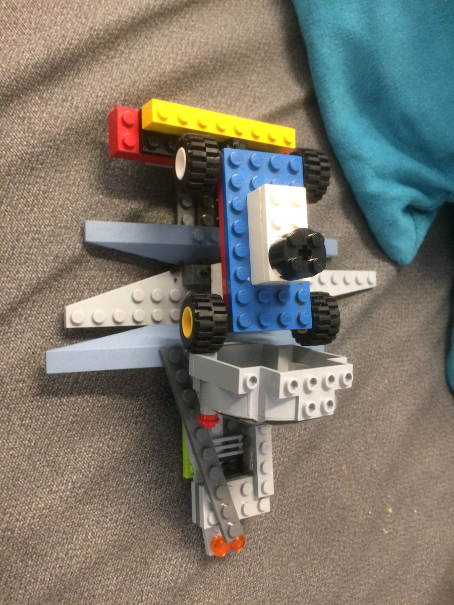 Lego Party tweet media