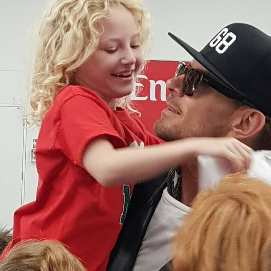 CathCubbs's tweet photo. It's so awesome to have @mattgoss back in the same time zone. Come at me life,  because for the next 3 weeks I'm in my Gossy bubble and the smile won't leave my face 😍 https://t.co/FloyQiIaJ0