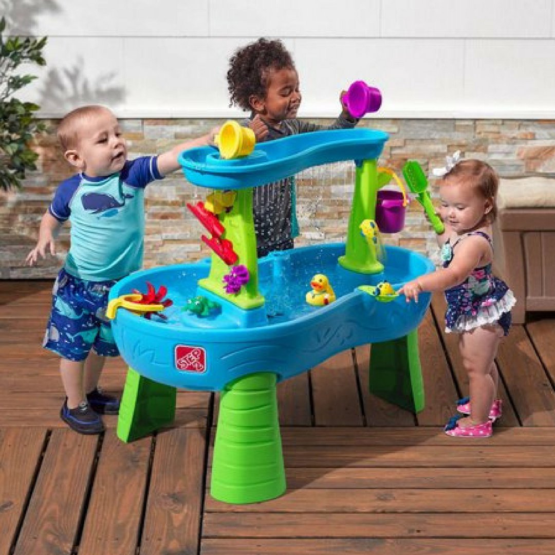 pollaxstorecsr's tweet photo. Kiddos can watch it rain with their very own Rain Showers Splash Pond Water Table by Step2. Little ones can use the extra-large bucket to scoop up water from the pond and pour it into the top tray to make a showering splash below! https://t.co/6MqyBPrftQ https://t.co/euml3px81d