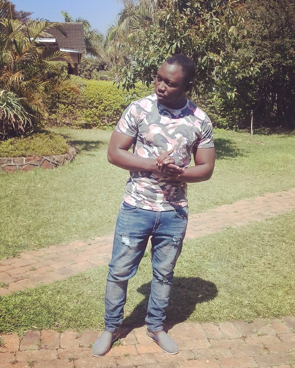 Mr_Zaha's tweet photo. Straight outta Zim https://t.co/aDhiVzYWST