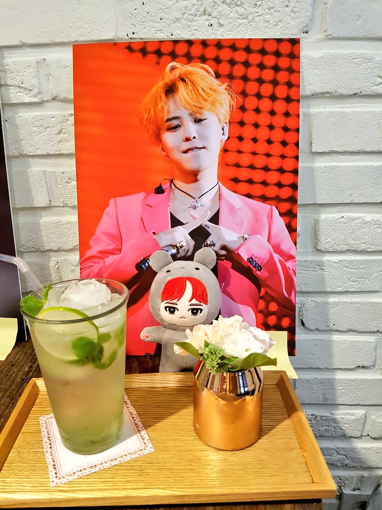 RAN_880818's tweet photo. 라이크유님 생일이벤트 카페 러빈허💕
행운의 8번으로 원하던 사진받았다.~~
일찍가길 잘했다 ㅜㅜㅜㅜㅠㅜ
감사합니다🙏💕
@likeyou_GD
#HAPPY31GDAY
#보고싶은_지용아_생일축하해
#Likeyouevent https://t.co/WtJQxMX6Dl