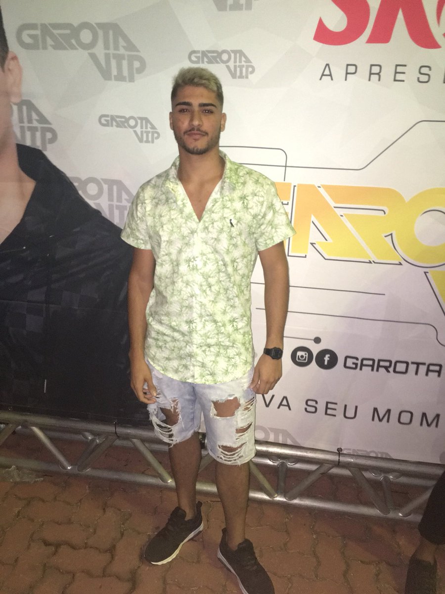 Alexlima_18's tweet image. De sábado  #GarotaVip