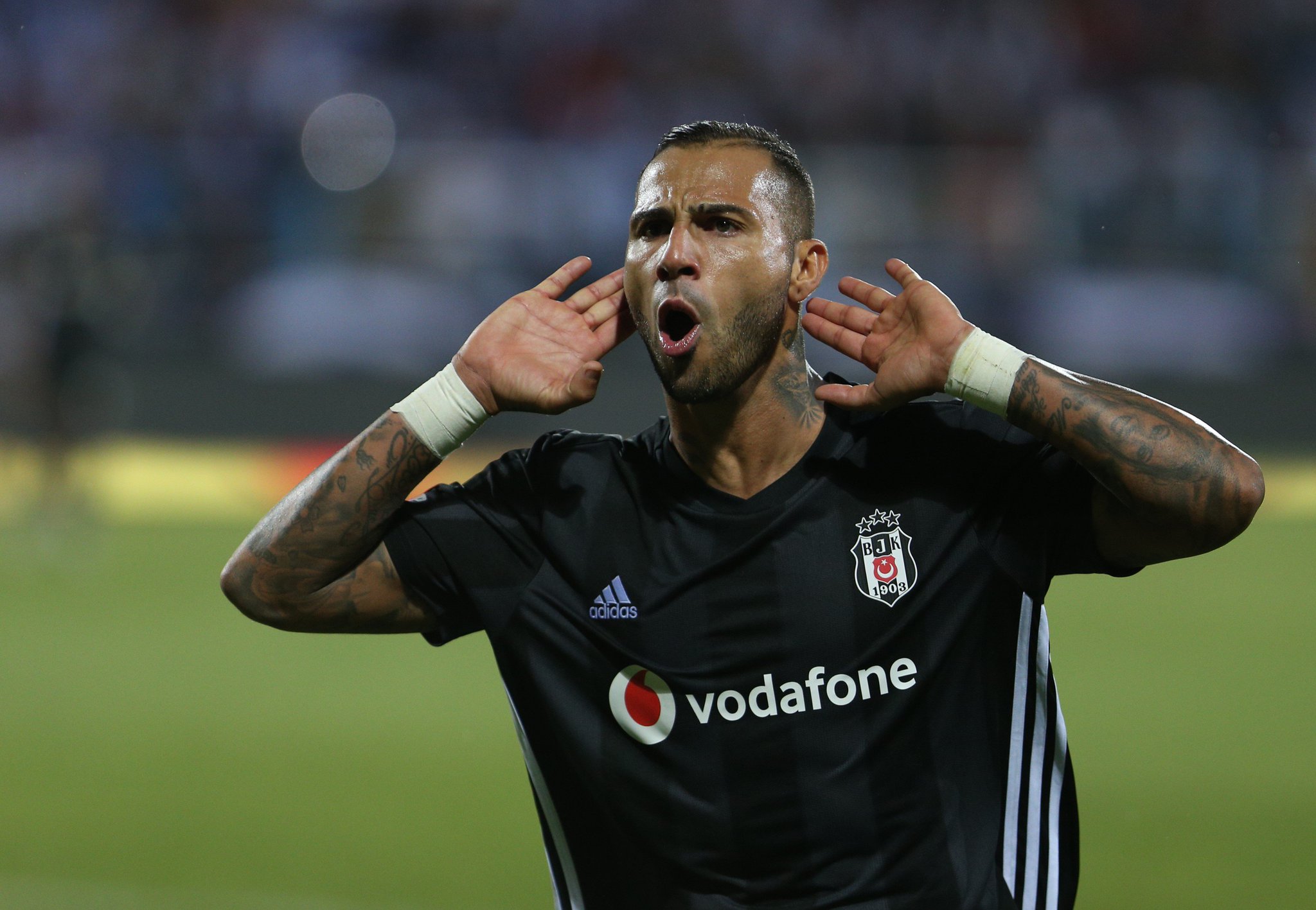 É oficial: Ricardo Quaresma é jogador do Besiktas – Observador