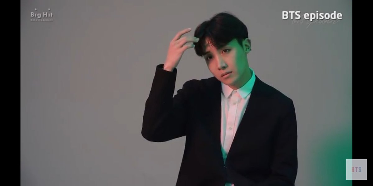 These looks can kill.

<a href="/BTS_twt/">방탄소년단</a>