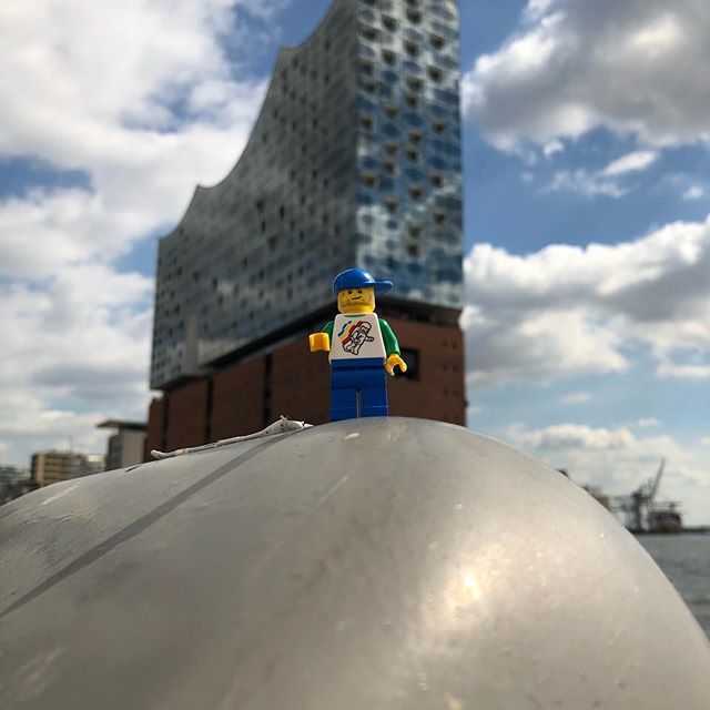 brickstrom's tweet photo. #hamburg #hamburghafencity #roadtrip #brickstrom #afol #lego #legominifigures #legospace https://t.co/9JicwSRbB6 https://t.co/y6Y40ijrM0