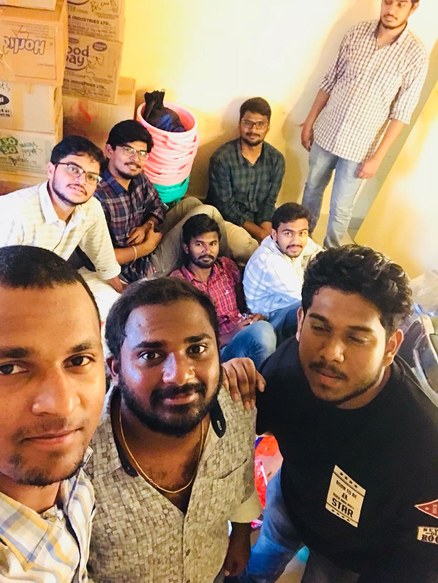 dudipala_ravi's tweet photo. Helping @PratyushaOrg in packing the food materials and clothes for kerala people. A voluntary work by our partners @Campeasyhyd for #Keralafloods. https://t.co/a4Wkji22H3