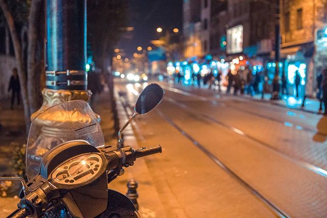 itscd's tweet photo. #itscd #photography #travel Turkish night.
.
.
#istanbul #turkey #europe #european #travel #photography #streetphotography #street #streetlife #wanderlust #discover #explore #analog #canon #canon_photos #bokehlicious #istanbullife #istanbullovers #culture #historic #bokeh https://t.co/d95t7sSR4Z