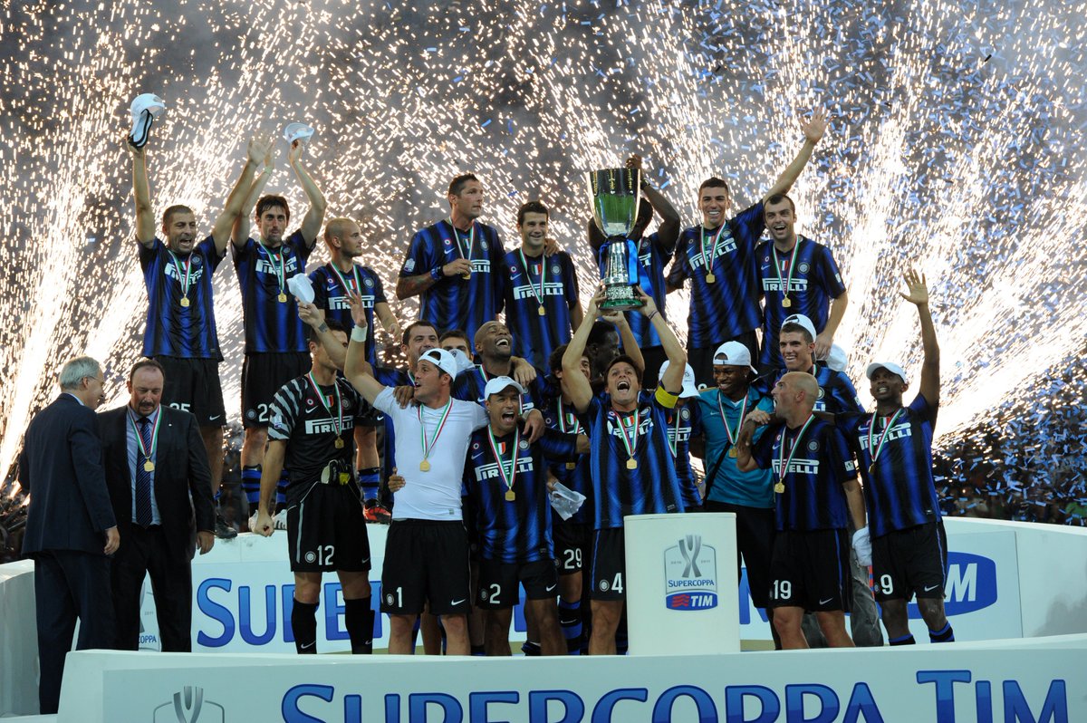 Inter's tweet image. 🔙 21 agosto 2010

🏟️ #InterRoma 3-1
⚽️ Goran Pandev
⚽️⚽️ @setoo9 

🏆 Supercoppa Italiana

🖤💙 #OnThisDay #ForzaInter