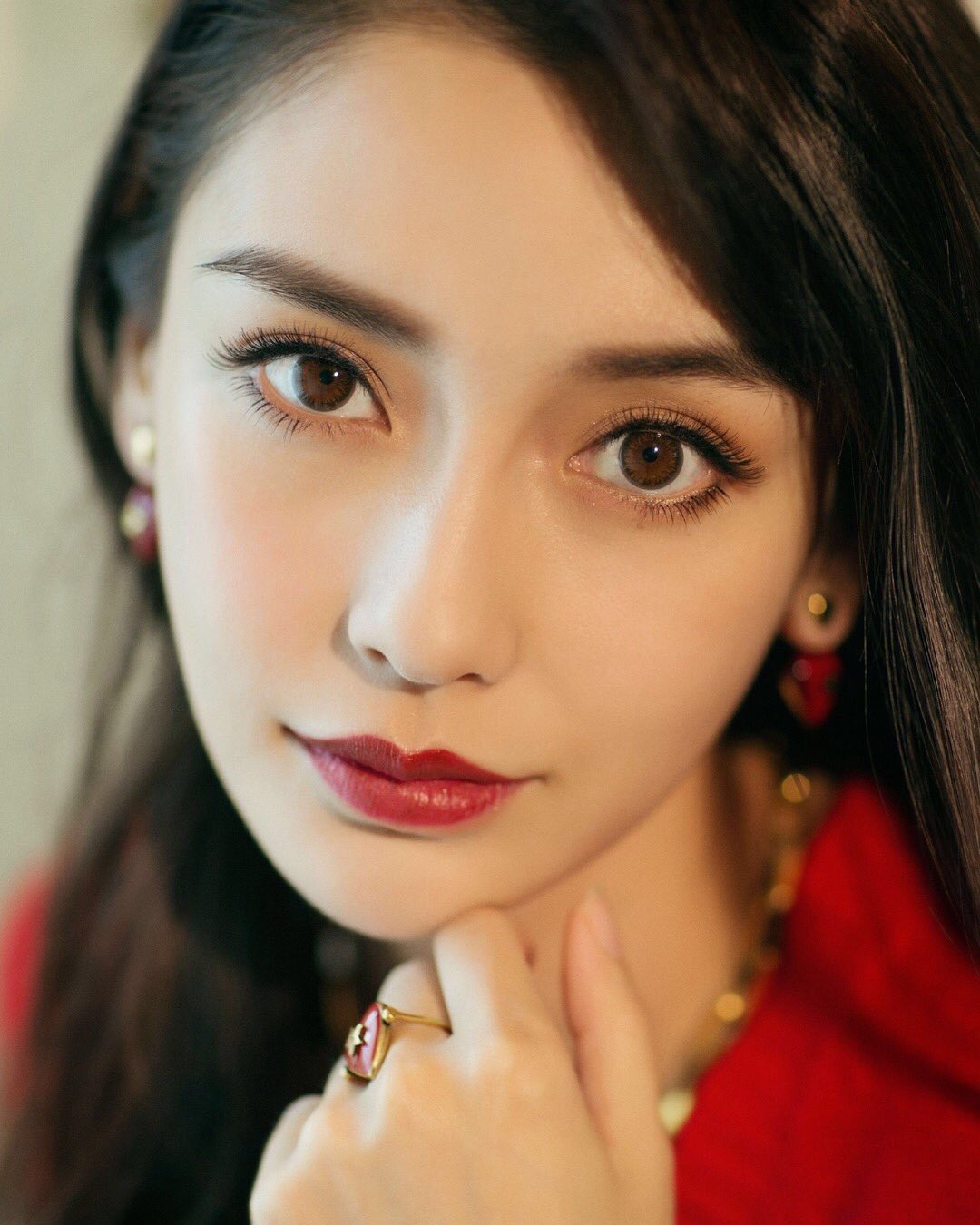 たいばんjd 死ぬほど綺麗なアンジェラベイビーは浮気されて至ってふつうの顔面のぺこちゃんは最高に愛されてるから やっぱり可愛い 美人 幸せじゃないと思うの ある程度の顔面は必要だけど 一定以上になると幸福度には直結しないよね 年収も