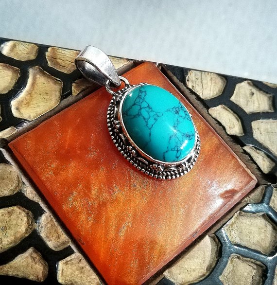 German Silver Blue Turquoise Pendant
Buy 
At
etsy.com/in-en/listing/…

#Germansilver #Blueturquoisependant #Decemberbirthstone #jewelry #Giftpendant #BestdesignPendant  #uniquePendant #organicPendant #Germansilverpendant #exclusivePendant #summergiftPendant #handmadePendant #large