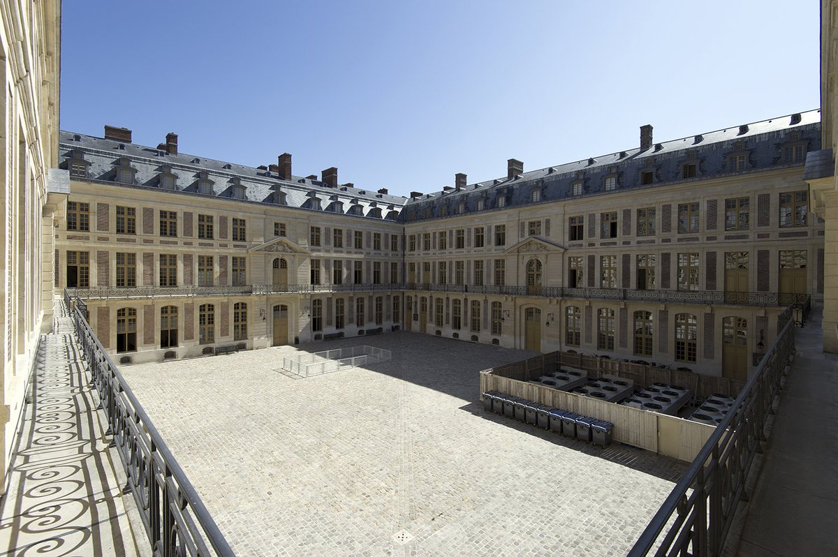 Twitter पर Chateau de Versailles: "#VersaillesCoulisses Les 15 et 16 septembre, lors des Journées Européennes du Patrimoine, les portes du Grand Commun s'ouvrent à vous ! Cet imposant bâtiment, conçu par Jules