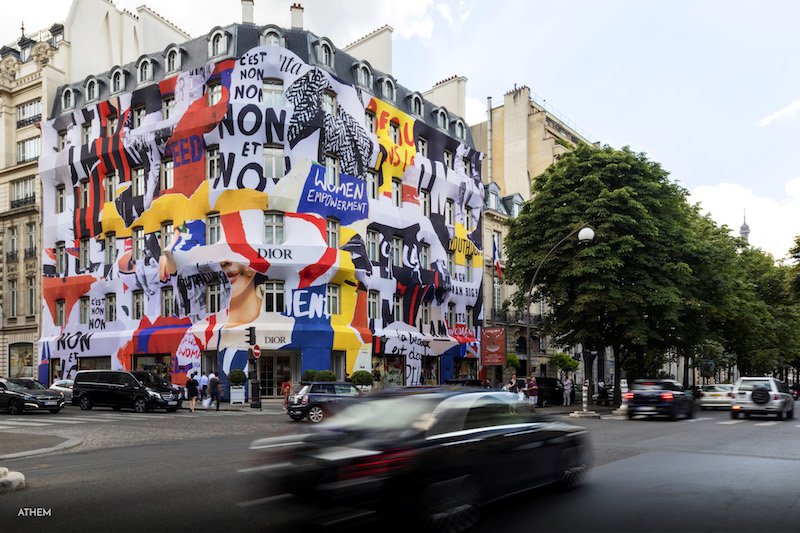 MEET_IN's tweet photo. La boutique @Dior emballée par le spécialiste de la scénographie Athem, c'est à découvrir avenue Montaigne jusqu'à demain soir. #scénographie #branding #video_mapping #eventprofs https://t.co/uizlDlCxjV