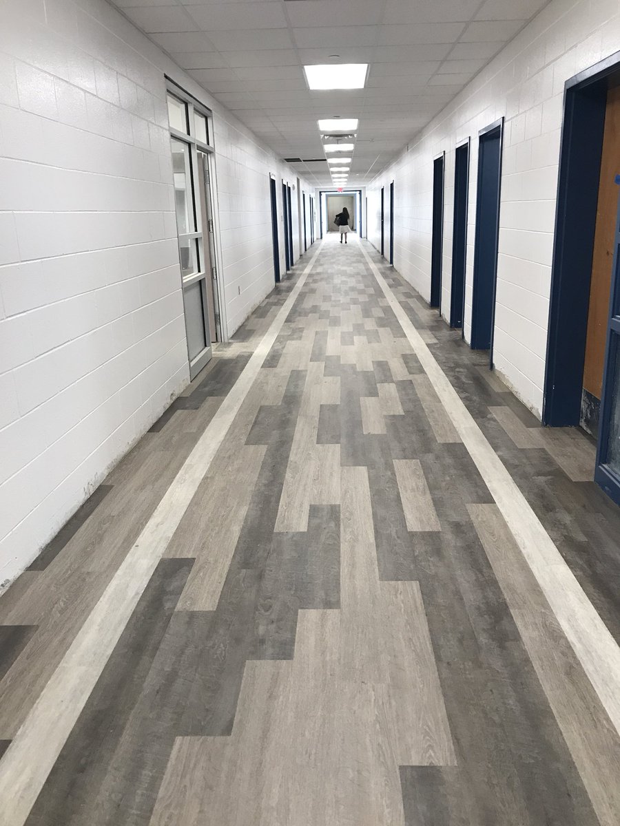 BethBianchi's tweet photo. Check out the new Dey hallway! https://t.co/TL3mzkoyJc