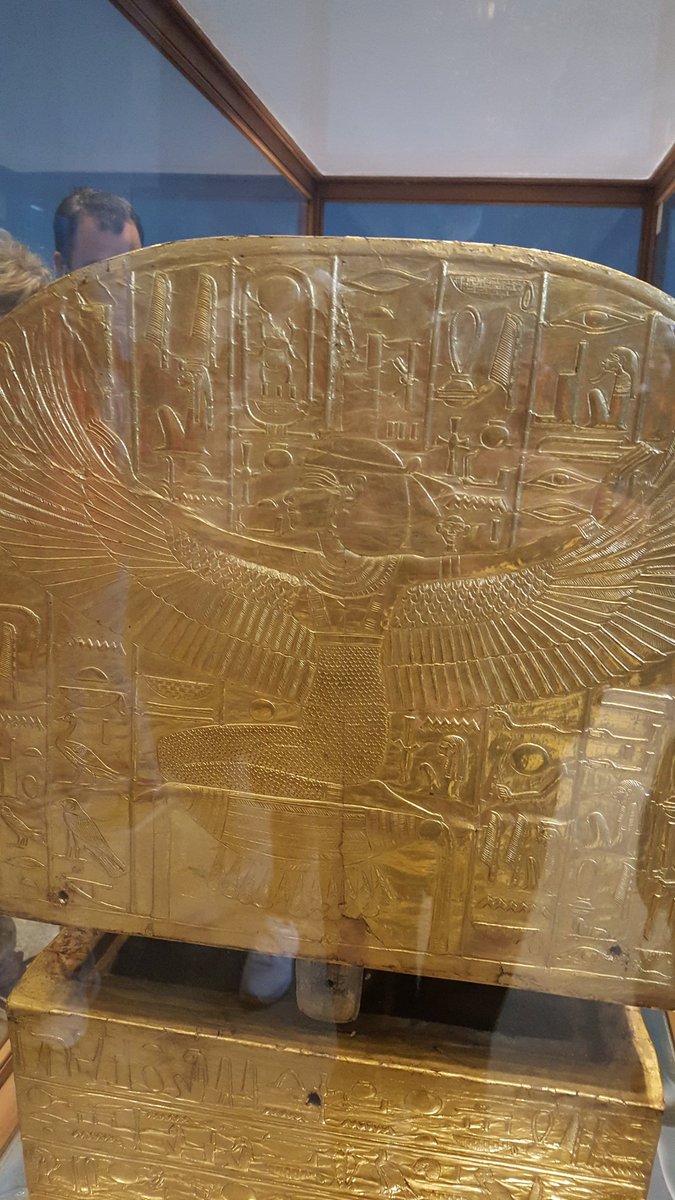 shafakgokturk's tweet photo. Cairo Museum - Egypt
Anunnaki's rocket and energy technology in the museum.
#nibiru #planetx
#anunnaki #amonra #benbenstone #Egypt #shafakgokturk  #anunnaki_theory #cairomuseum #megalithic #cairo #ankh #egyptgods #AncientEgypt #ancientastronots @ViaMarisTravel @viamaristourss https://t.co/Yj7lIbF3Nv