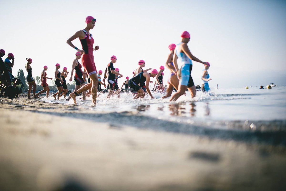 compexswiss's tweet photo. [BILAN SPORTIF DU WEEKEND - 18-19.08]
Cette semaine, c'était l'étape de Coupe du Monde de Triathlon à Lausanne. Belle victoire de la Suissesse Nicola Spirig en 2h05'11. 
Welldone @NicolaSpirig 
#triathlon #velo #running #swim #compexswiss #recovery #triathlonworldchampionship https://t.co/qJPFTrEhnw