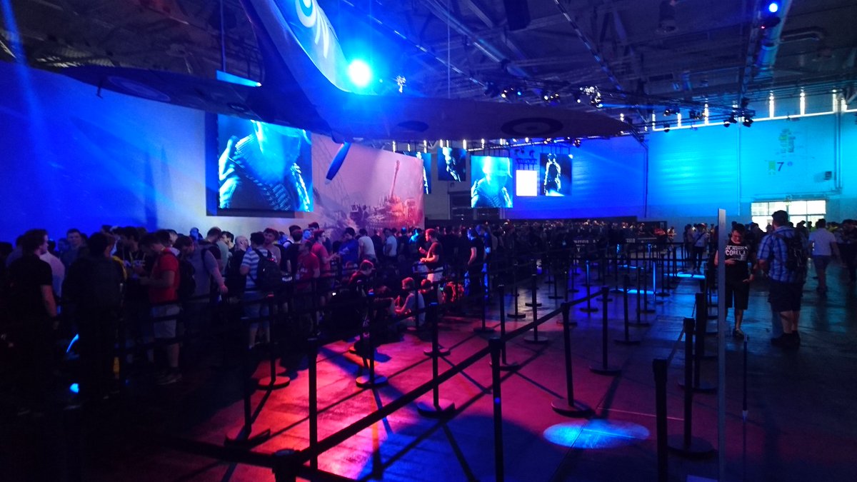 If you plan to try out the new #BattlefieldV at #Gamescom18... you may want to bring a chair! <a href="/BattlefieldEADE/">Battlefield Germany</a>