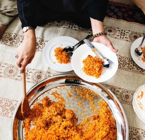 OurFaithMCR's tweet photo. Today is Eid-al-Adha, great article about vegan Muslims who are keeping tradition. 

A diet with less meat and diary has a significantly lower carbon footprint. 

#EidMubarak to all those celebrating today. 

#MeatFreeMonday #tuesdaythoughts

https://t.co/LjDhBGuEcu https://t.co/9JlmkKq5U8