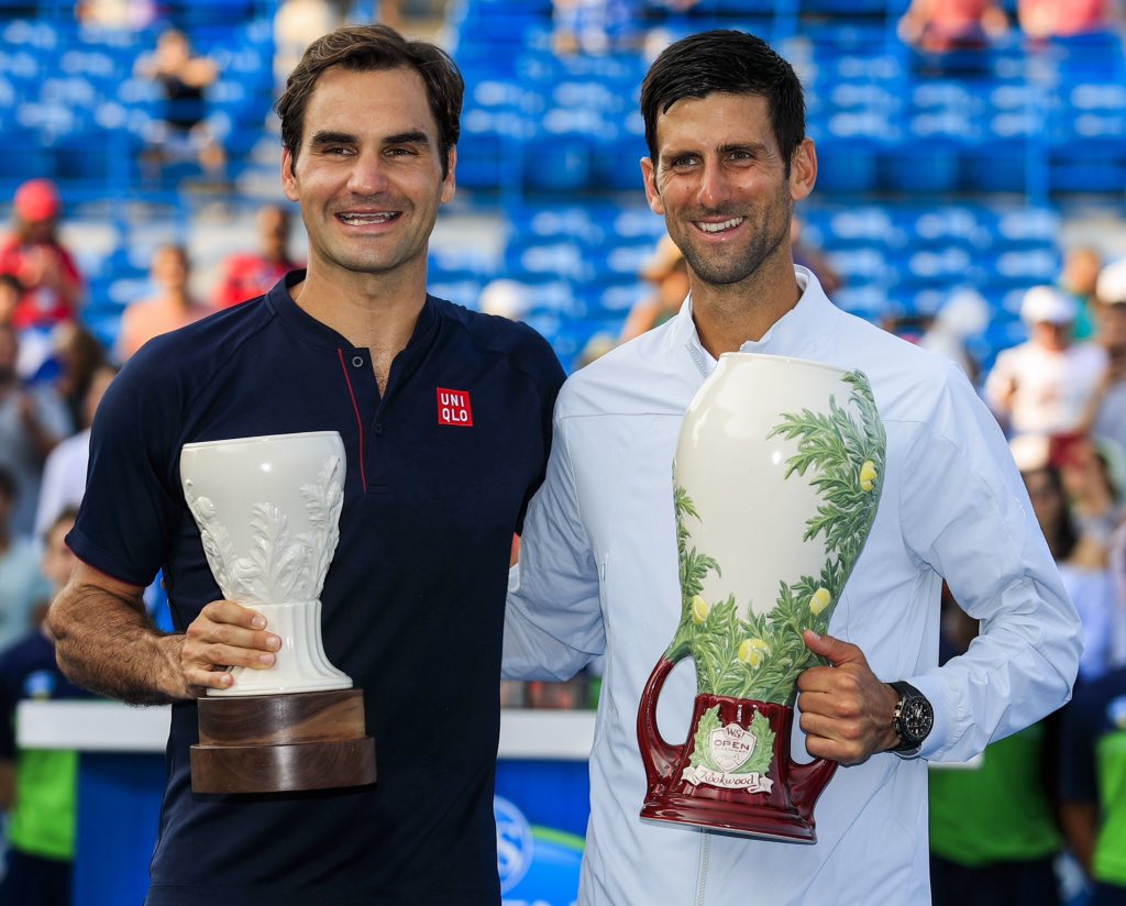 CommUnik's tweet image. Roger et Djoko reviennent de la brocante de Cincinnati !
