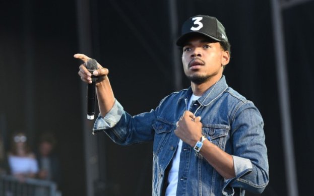 Chance the Rapper yeni şarkısının paylaştı. Reeseynem ile düet yapan Rapper'ın şarkısı "What's the Hook" Chance the Rapper'ın daha önce yayınladığı 4 kısa şarkıdan sonra geldi. Şarkıcı, DJ Khaled, Quavo ve Justin Bieber ile "No Brainer" isimli şarkıda da yer aldı.