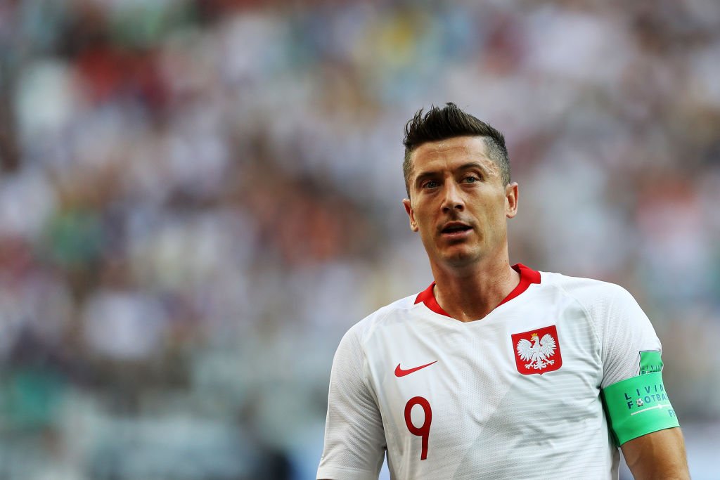 Happy birthday to one of the best No.9s in the business! Robert lewandowski 