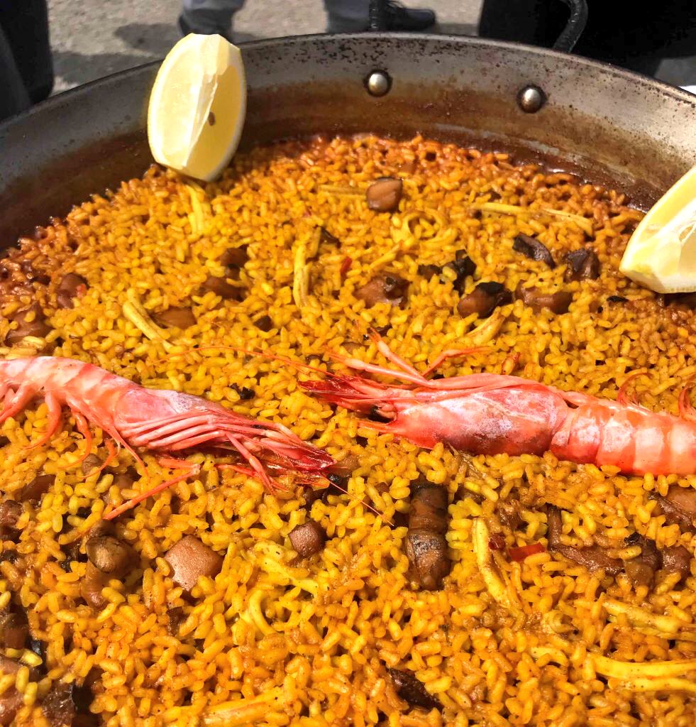 Más que nunca en verano apetece un arroz, si es al borde del mar, mejor. Estas son algunas de paellas y arroces de España que más me gustan. Desde #galicia a #andalucia pasando por la  #comunidadvalenciana gastroactitud.com/pista/mejores-… vía <a href="/GASTROactitud/">GASTROactitud</a>