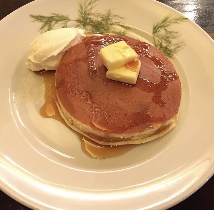 極上のスイーツ Twitter ನಲ ಲ 東京都外苑前にあるカフェ 香咲 のマツコの知らない世界で紹介され マツコが大絶賛した日本一美味しい パンケーキ T Co Z6jx7tednu Twitter