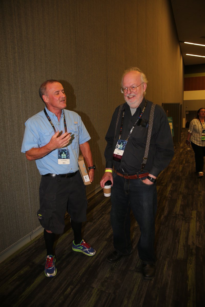DarwinsChildren's tweet photo. @worldcon2018 with lots of great pics from Sunday including @pixarcoco movie director Adrian Molina with @DarwinsChildren EP Tom Rodgers. Plus lots of other great pics from Sunday, including @GregBearAuthor.

 https://t.co/4TbbGDkezb https://t.co/FxIBVAcw5p