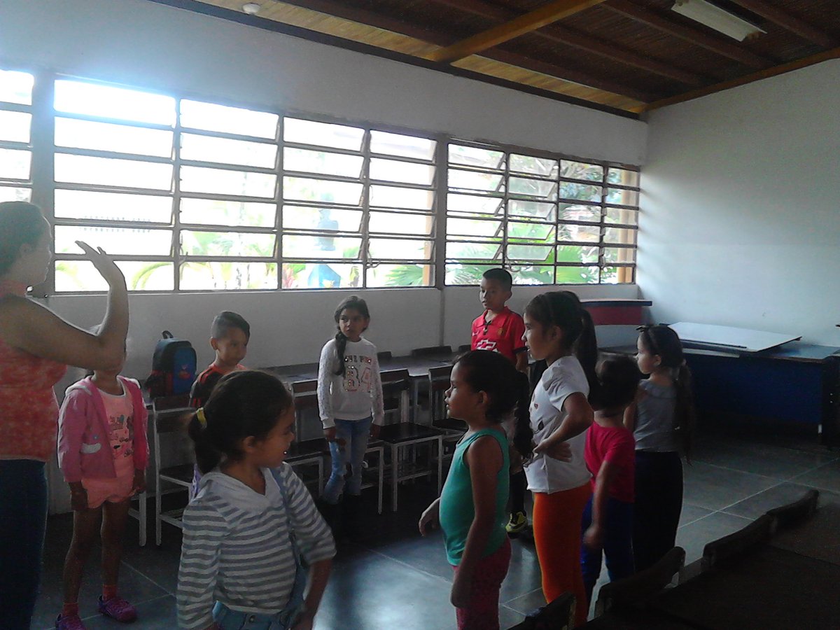 #RitaElisaMedinaDeUseche Plan Agosto Escuelas abiertas. ¡Te esperamos! <a href="/SalaTachirazet/">SalaTáchiraMPPE</a> @ZonaEducTachira <a href="/charlychaves/">Charly Rojas Chaves</a> @MPPEDUCACION <a href="/JauaMiranda/">Elías Jaua</a> <a href="/RosangelaOrozco/">Rosangela Orozco</a> 
<a href="/NidiaCardenas/">Nidia Cárdenas</a>