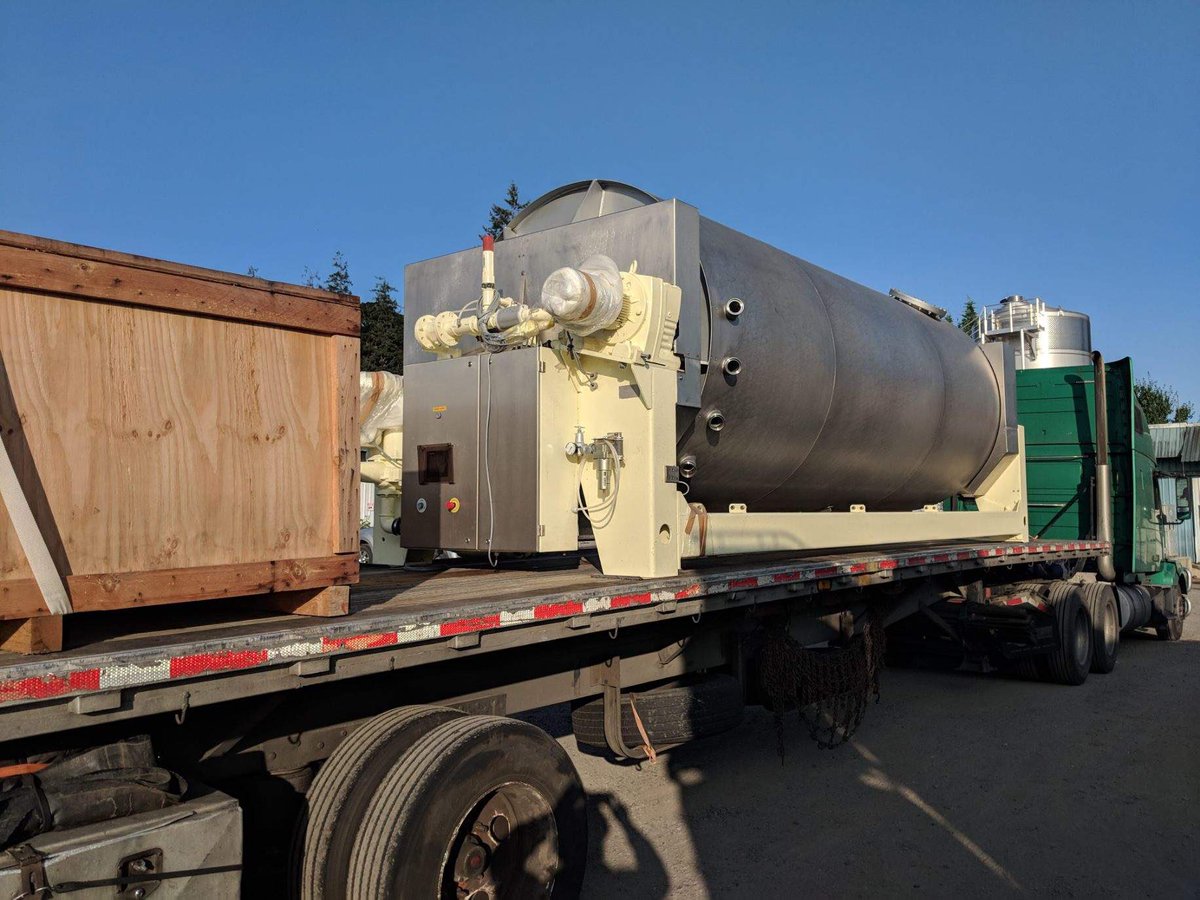 Wine press install #metrorigging #rigging #construction #heavyhaul #machinery #oregonwineries