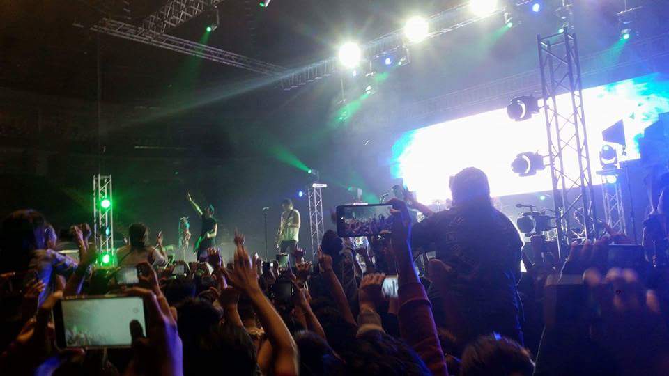 doolsetmowi's tweet photo. guys, it's been 1 year na :(
@byesaucee @Gap_ass @piscasio1424
#ATLinMNL2017 https://t.co/DRgTt5HOPo