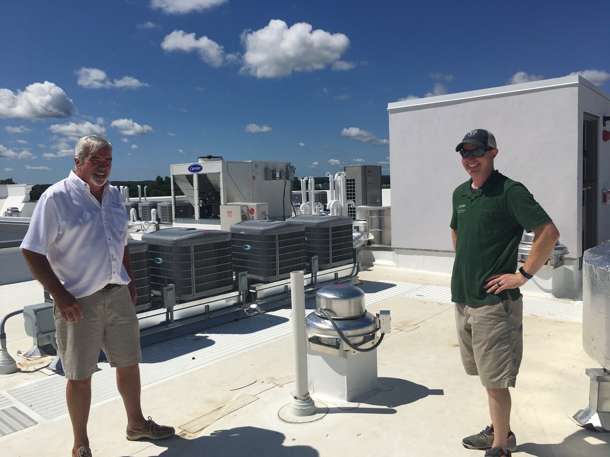 resnetus's tweet image. While Scott Doyle is checking ventilation in Texas, Billy Giblin in a sea of rooftop mechanical equipment on a #LongIsland multifamily building. 

&quot;Got shades?&quot; 

#RESNETHitsTheRoad #HERSIndex