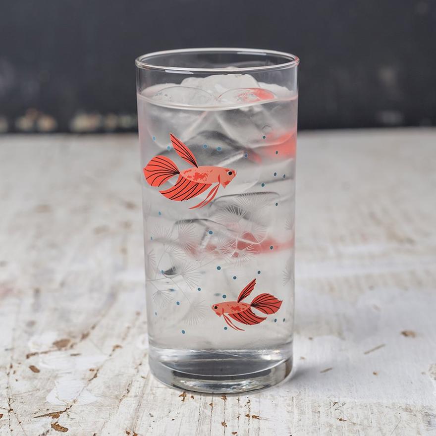 Two new fun Charley Harper drinkware designs in the <a href="/ColossalShop/">The Colossal Shop</a>! 🐠🐦 bit.ly/2HLjeY8