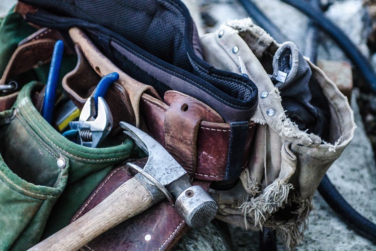 MicrofLLC's tweet image. Here’s how to avoid an HVAC service call: ow.ly/bXPe30luzJr  #HVAC #summer #Microf #ComfortMadeEasy