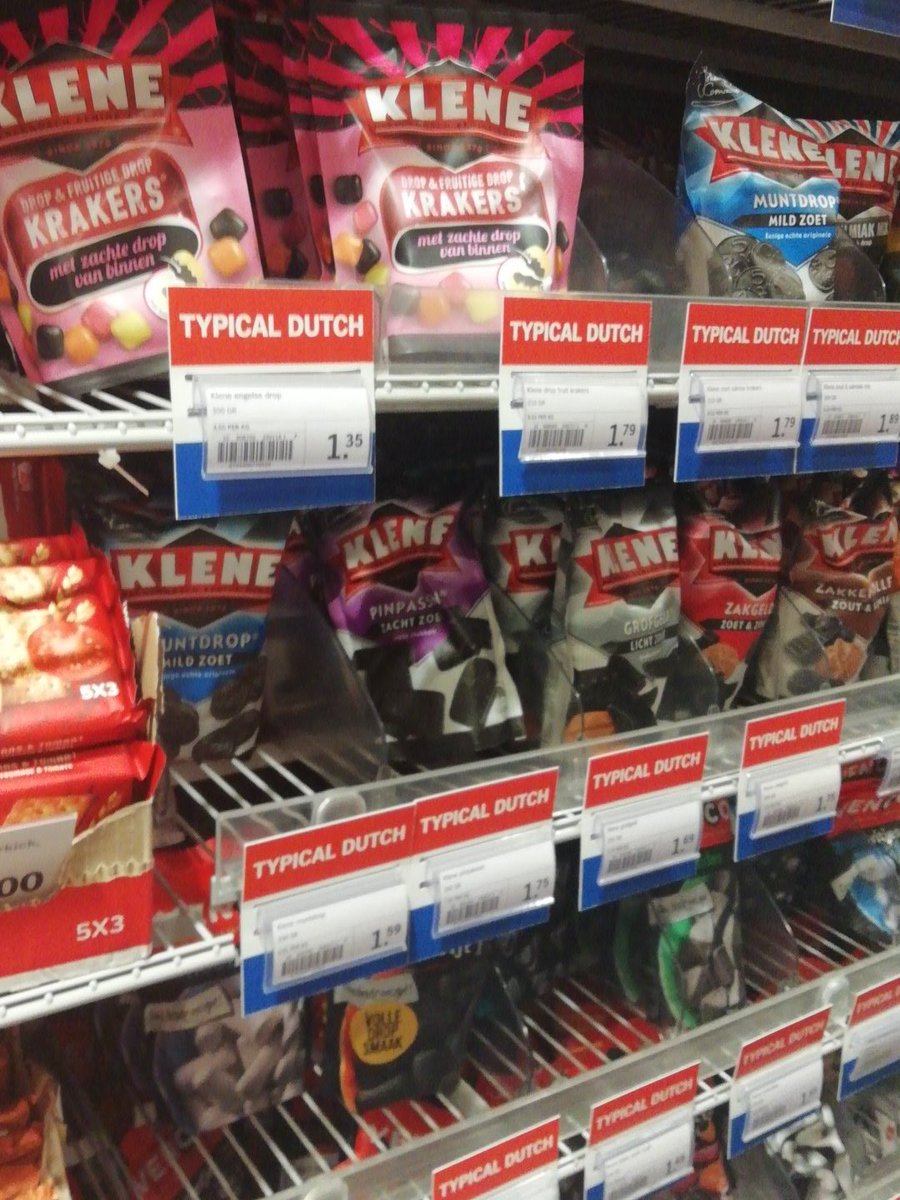 VGCFrans's tweet photo. @NotasVGC @TwiddleDee96 The airport supermarket makes it easier what to bring https://t.co/xlsHCLennK