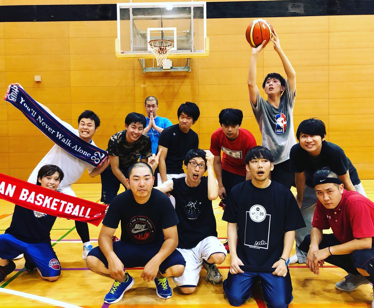 鬼ヶ島 和田貴志 やっぱりバスケは楽しい 代に走られたら全く追い付けないけど もう少し痩せてもう少し体力つけて動けるようになりたい それかシニアチームでやりたい バスケ 佐々木バスケットボールクラブ