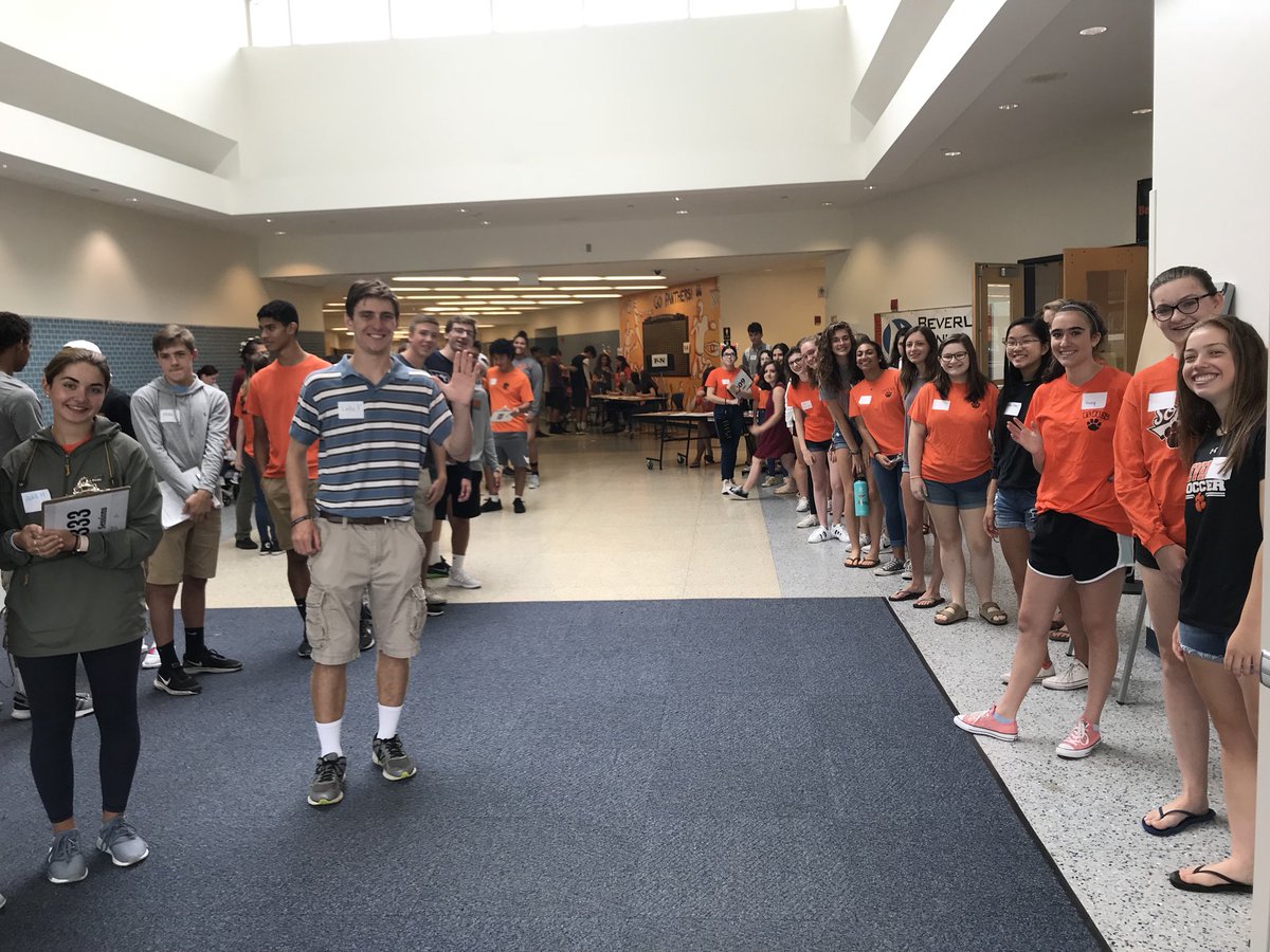 Julie Ferrara tweet media