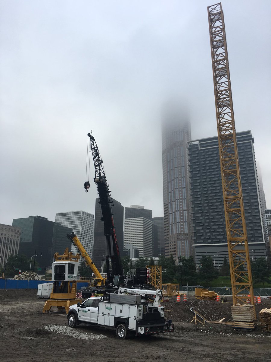 The Walsh Group A New Tower Crane Is Rising In Chicago Southloop Walshatwork